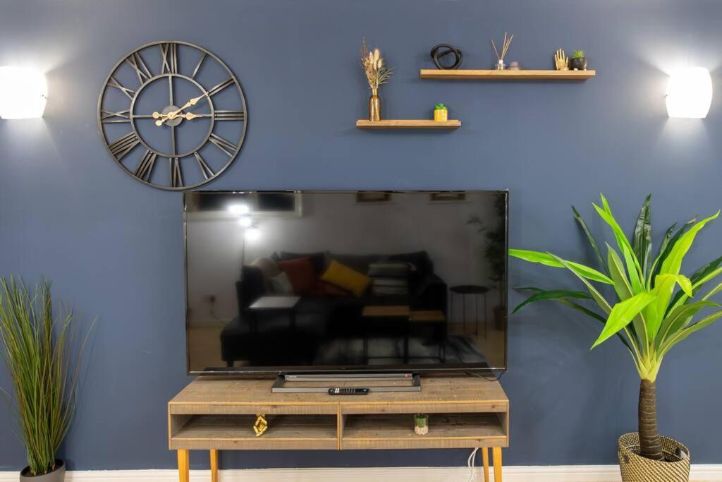 Morden London Apartment, By The Sea With Free Parking 外观 照片